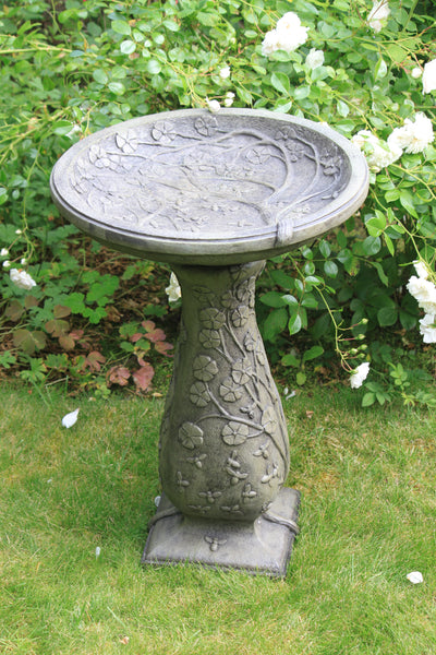 Tall Stone Bird Bath: Elegant Garden Centerpiece Ideas