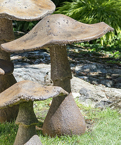 Garden Mushroom 27" in Ancient Stone
